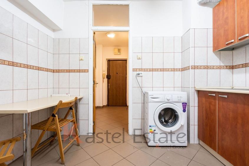 Garsoniera spatioasa | Eroilor  |  COMISION 0* - 10