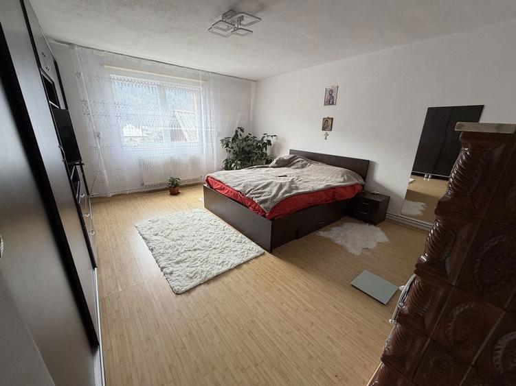 Casa P+E cu teren aferent - 1