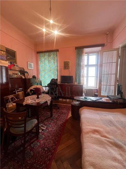 PIATA UNIRII | 3 CAM | ET.1 | BOXA | SIT ISTORIC | CENTRALA | FATADA RENOVATA - 1