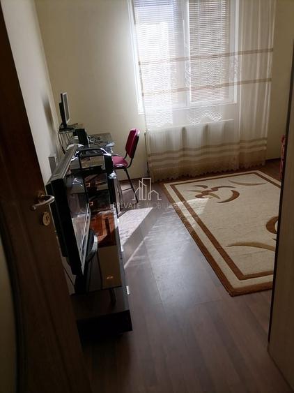 Casa De Vanzare, Zona Selgros, Ernei - 4