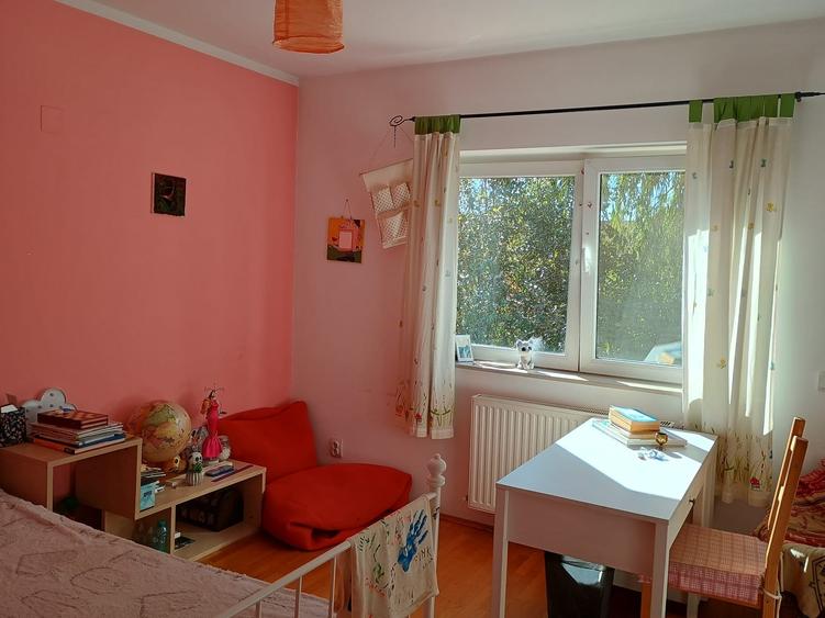 Vânzare vila  P+1E+ M – 4 dormitoare | 3 băi | living spațios | curte proprie - 23