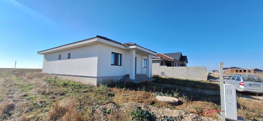 Casa individuala de vanzare, semifinisata, Santandrei - 4