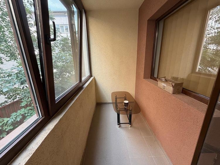 2 camere 1 Decembrie Bloc 2013 Centrala proprie Metrou 10 Min - 5