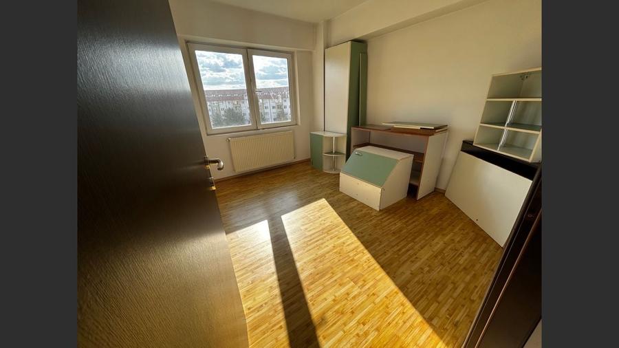 Apartament Slatina - 3 camere, 57.45 mp, zona Crisan - 4