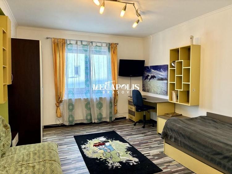 Casă / Ghimbav / 4 camere / Curte privată / Terasă - 34