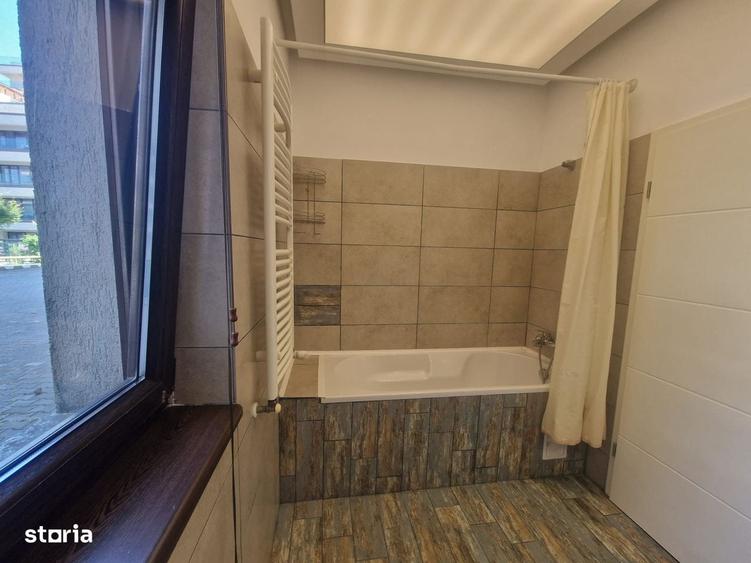Apartament cu 4 camere în Central