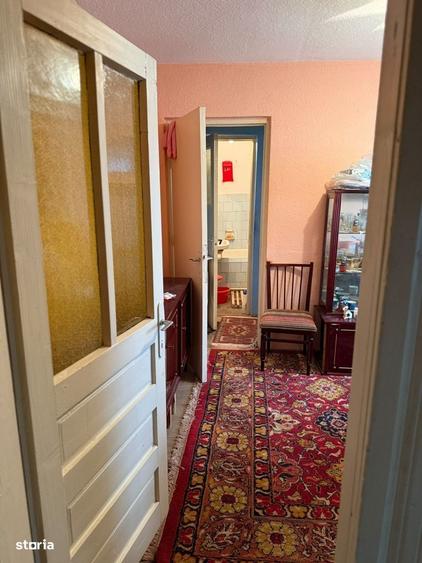 Apartament cu 2 camere semidecomandat în Hipodrom