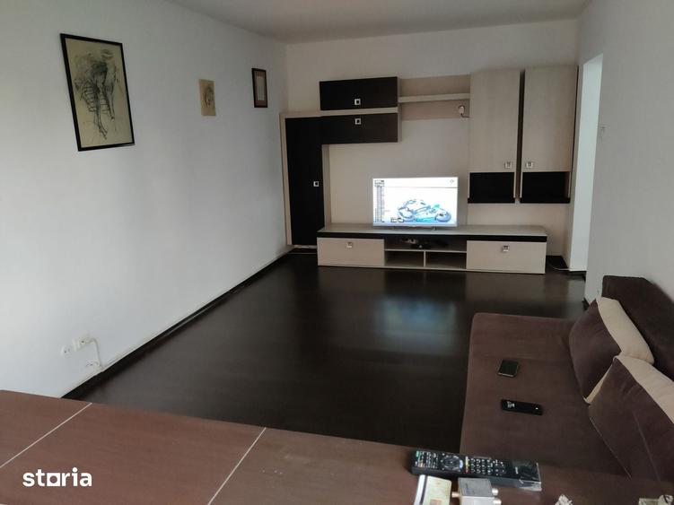 Apartament 3 camere Obor – 2 min de metrou, boxă 9 mp - 2