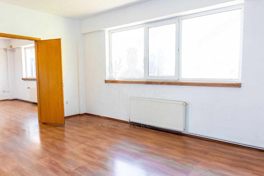 Spațiu comercial, de 160 mp, în Central