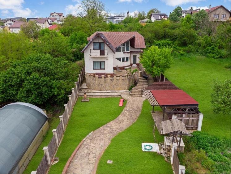 Spațiu comercial, de 190 mp, în Valea Lupului