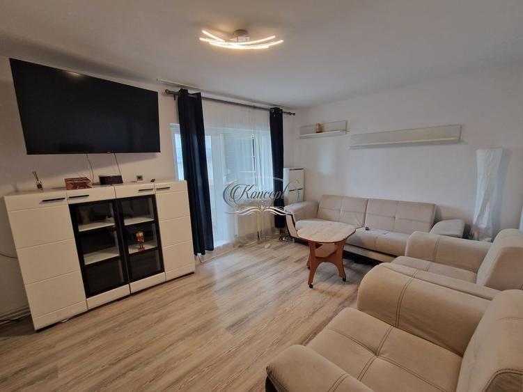 Apartament cu 3 camere decomandat, mobilat în Între Lacuri