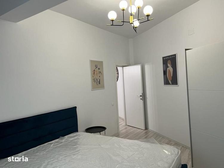 Apartament cu 3 camere decomandat în Păcii