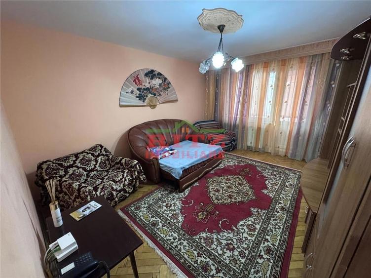 Apartament cu 2 camere semidecomandat în Zahana