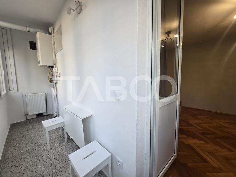 Apartament cu 3 camere semidecomandat, mobilat în Mihai Viteazul