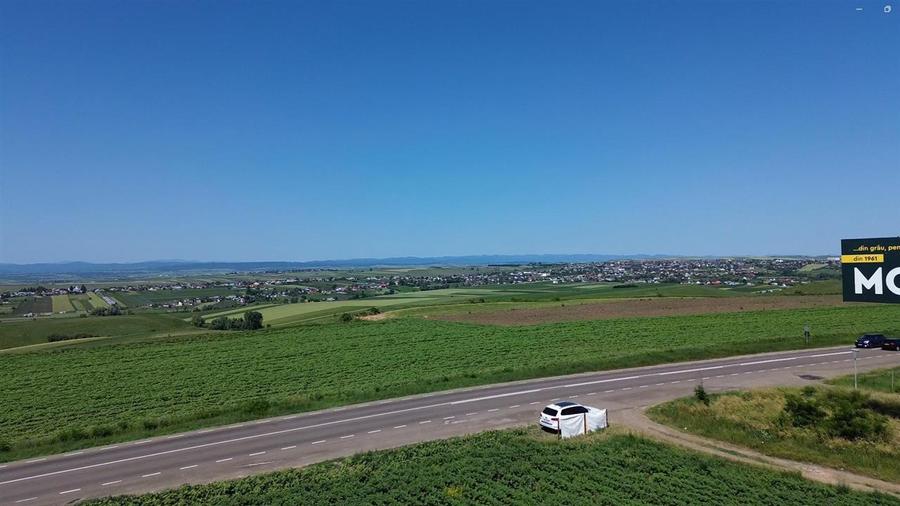 Teren Construcții intravilan de 36977 mp, în Periferie