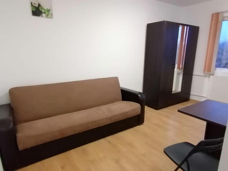 Garsonieră semidecomandată, mobilată în Sălaj