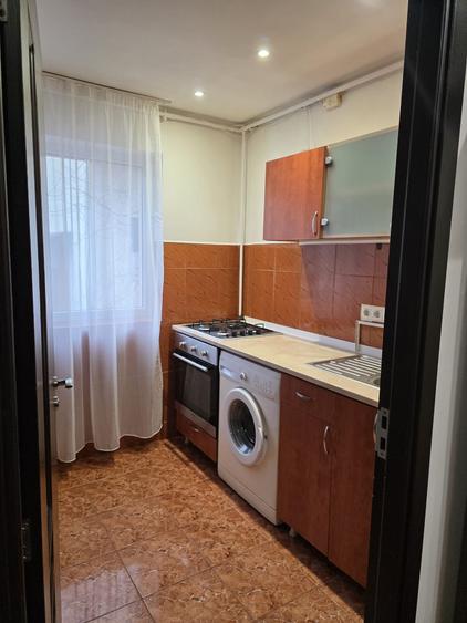 Vitan , garsoniera, CENTRALA PROPRIE, 320 euro, 7 min metrou Mihai Bravu - 4
