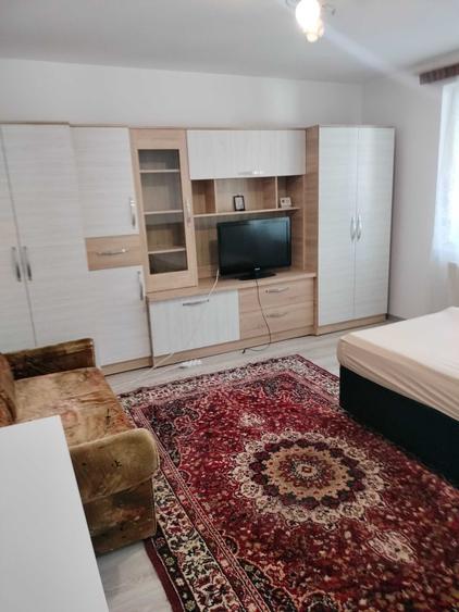 Apartament cu 2 camere decomandat în Tudor
