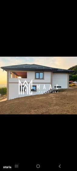Casă cu 5 camere cu Teren 1000 Mp în Stoenești