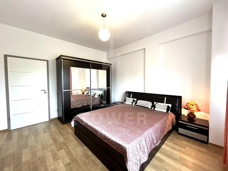 Apartament cu 3 camere decomandat în Sub Arini