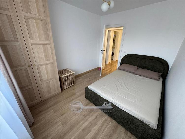 Apartament cu 3 camere decomandat, mobilat în Târgu Cucu
