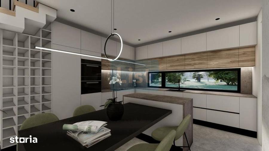 Casă cu 4 camere cu Teren 400 Mp în Central
