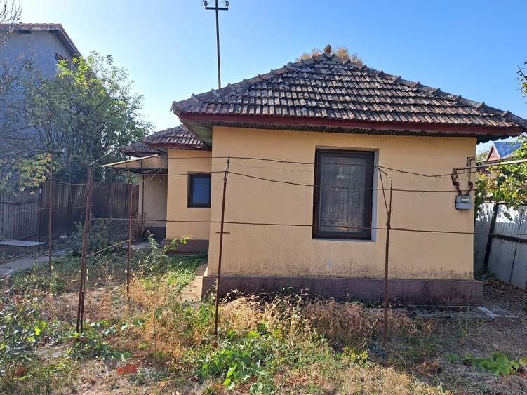 Casă cu teren 400 mp –  lângă Piața Buftea - 3