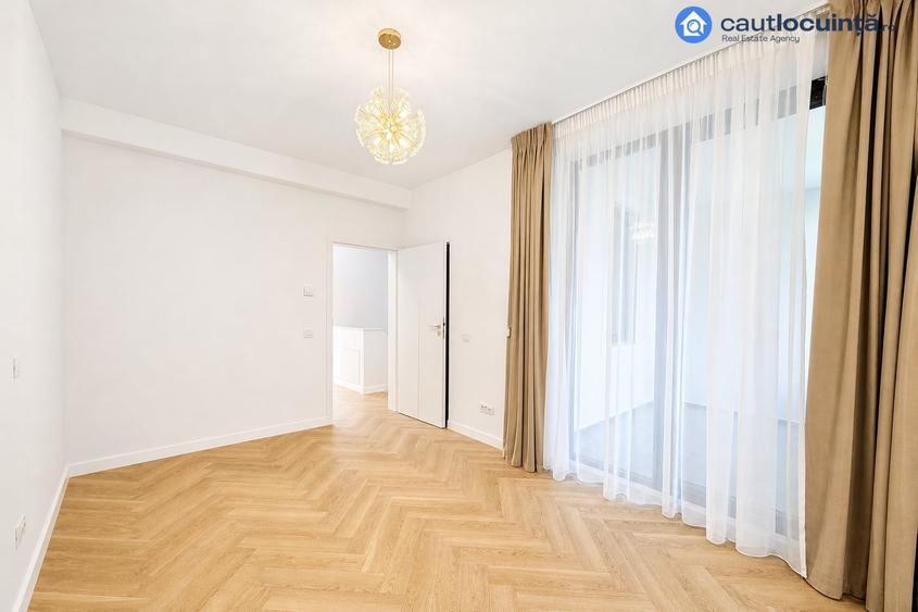 Casă individuală cu 4 camere cu Teren 110 Mp în Tunari