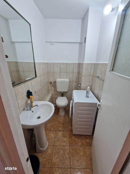 Apartament cu 4 camere decomandat în Militari