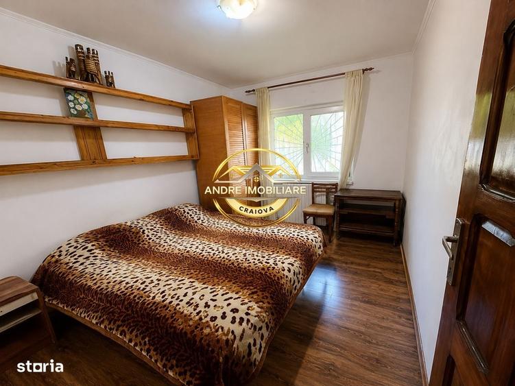 Apartament cu 4 camere decomandat în 1 Mai