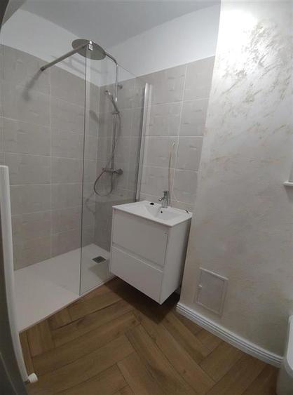 Apartament cu 3 camere decomandat în Zimbru