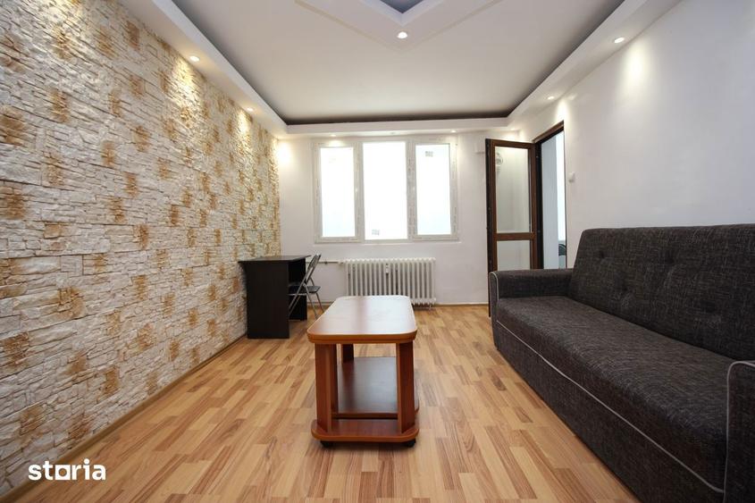 Apartament cu 3 camere decomandat, mobilat în Sălăjan