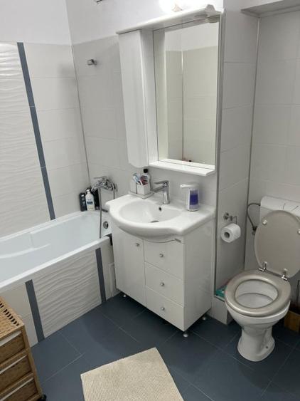 Apartament 3 camere bloc 2005 zona ultracentrala - 8