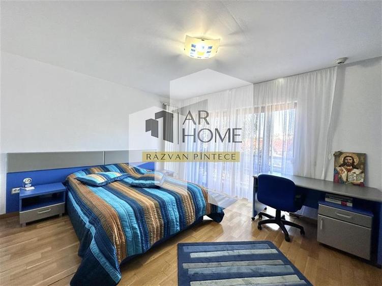 Proprietate impresionanta cu piscina interioara, zona centrala, Ploies - 19