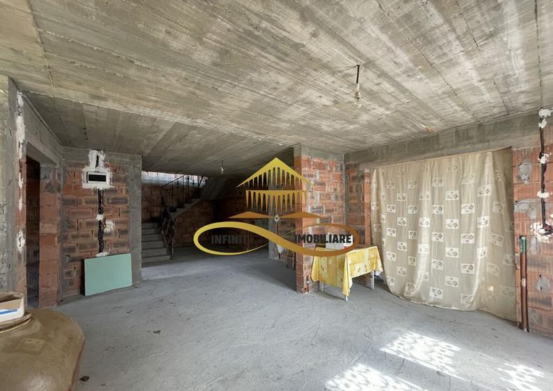 Casa de vanzare in Bacau Negri cu teren de 1000 mp - 1