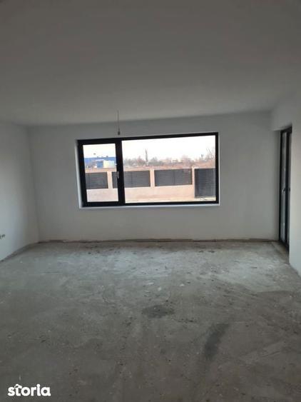 Casa parter, constructie solida, teren generos Carcea, zona Metro - 7