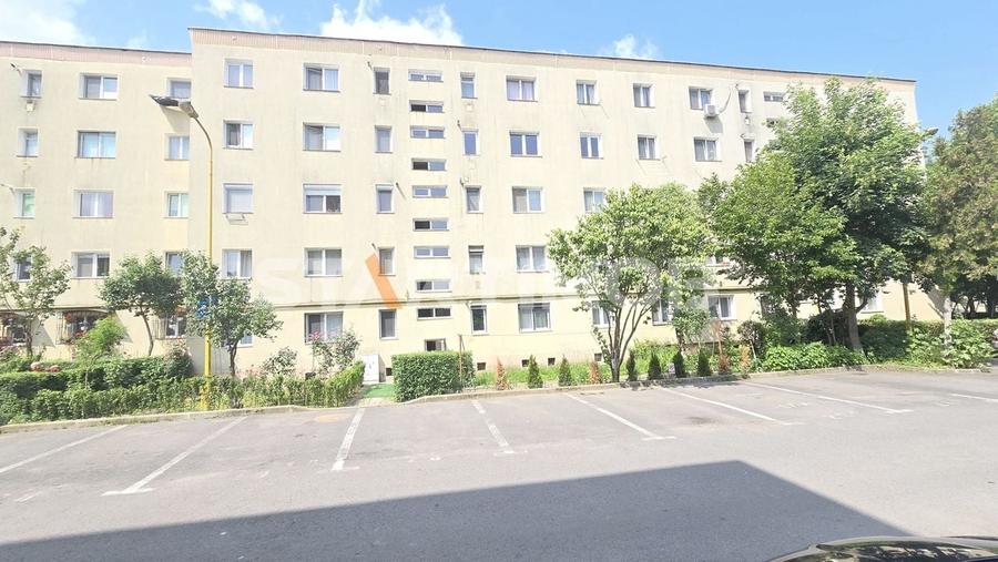 Apartament cu 2 camere semidecomandat, mobilat în Florilor Apartament cu 2 camere semidecomandat, mobilat în Florilor