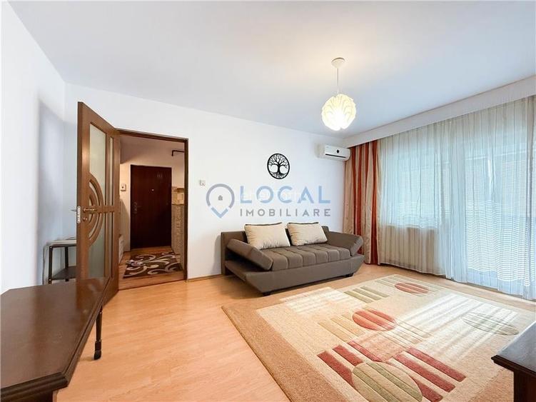 2 camere, semidecomandat, parcare, Zona Piata Marasti 2 camere, semidecomandat, parcare, Zona Piata Marasti