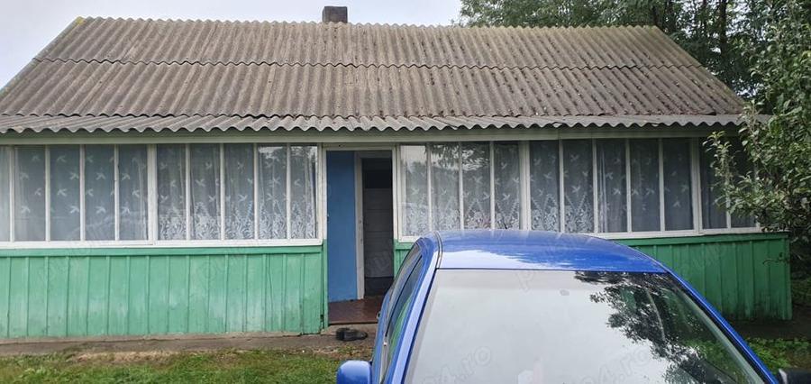 Casa, grajd, gradina plus dependinte - 8