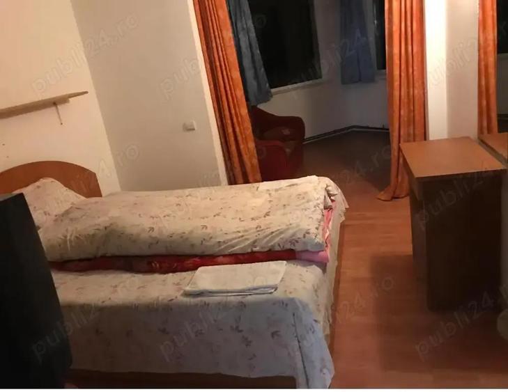 Vila de vanzare pe Valea Cernei - 1