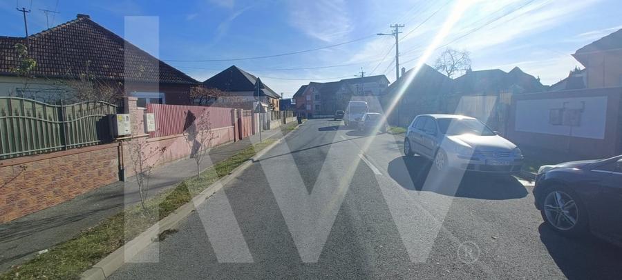 Casa cu teren 507 mp - Zona Piata Sadu - 5