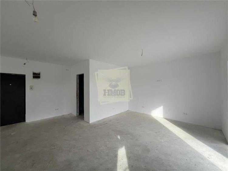 Spatiu comercial 15 euro/mp cu vitrina stradala 12 ml 2 parcari - 3