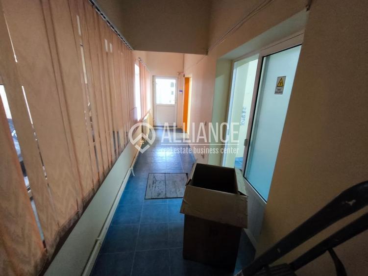 TROCADERO Spatiu comercial parter de vila. - 1