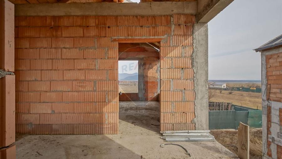 COMISION 0% Casa Individuala La Rosu cu teren de 4000 mp in Crizbav - 25