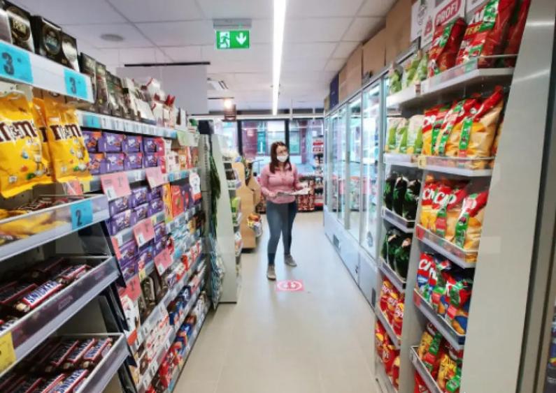 Oportunitate!!! Spatiu comercial cu vizibilitate mare si vad - 8