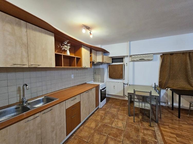 Inchiriere Garsoniera 43mp - Virtutii / Orsova - 3