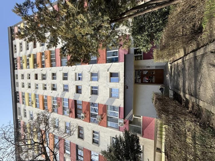 Proprietar apartament 3 camere , 71 mp + boxa, la 5 minute de centru - 3