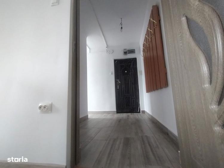 Proprietar, vand apartament 2 camere, tip X - 4