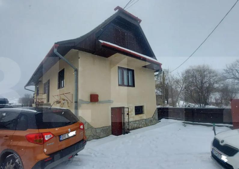 Casa solida cu teren in Boro?neu Mic lini?te si nat - 11