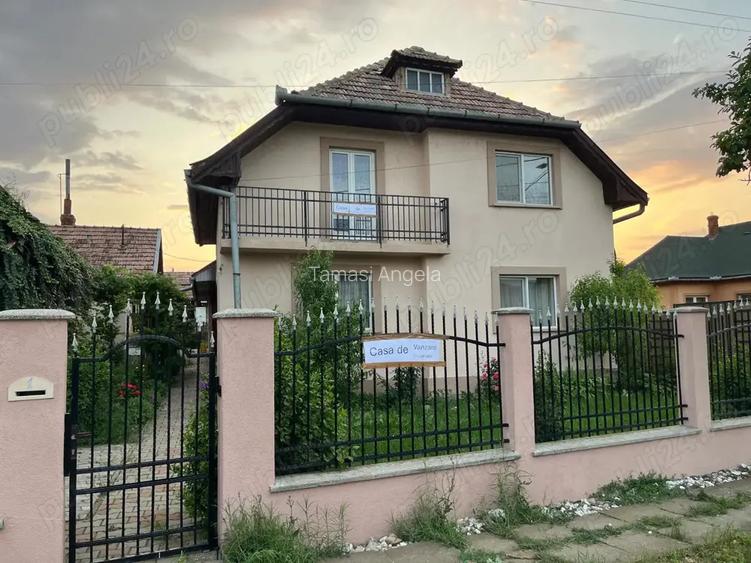 Casa de vanzare